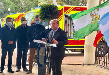 Presentados 6 nuevos camiones de bomberos de Cádiz