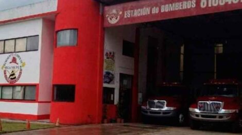 Renuncian todos los bomberos  y se queda solo el comandante