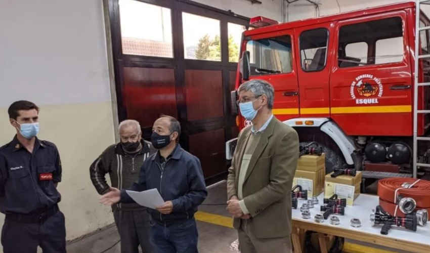 Bomberos Voluntarios de Esquel cerró el año recibiendo nuevo equipamiento