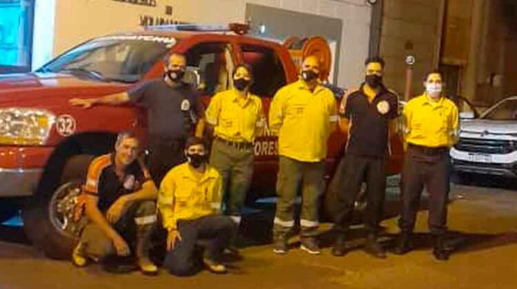 Un equipo de Bomberos de Gualeguaychú viajó a colaborar a Corrientes