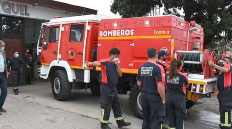 Bomberos Voluntarios de Esquel sumó un nuevo camión 