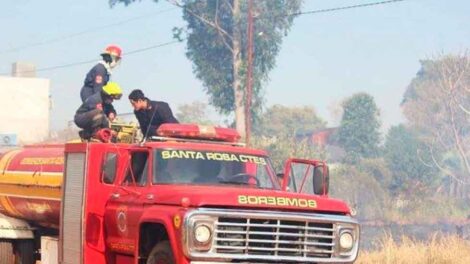 Intendente correntino donará su sueldo de todo el año a bomberos