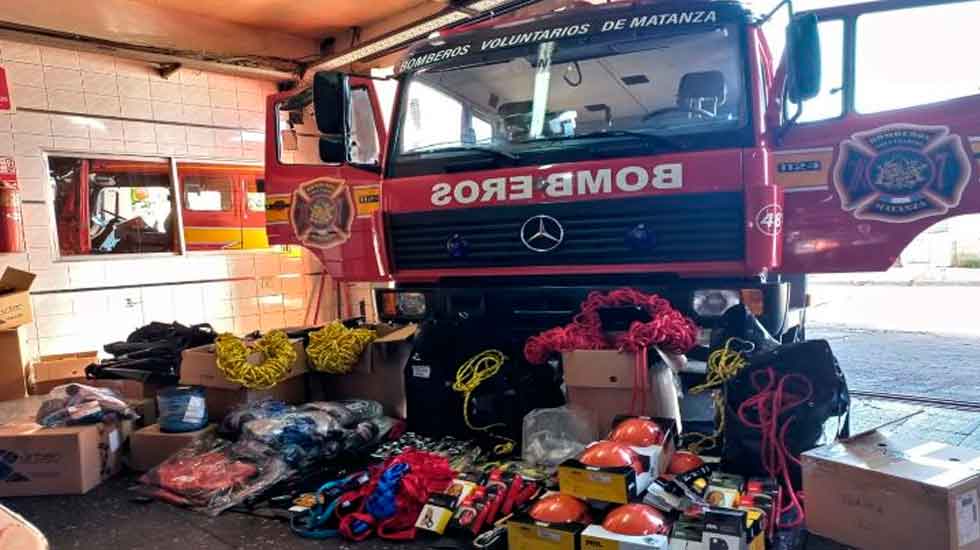 Bomberos de La Matanza vuelve a tener en servicio una escalera mecánica