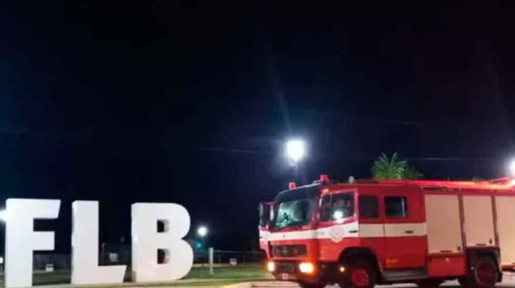Llegó la autobomba para los bomberos voluntarios de Fray Luis Beltrán
