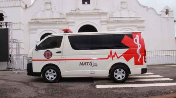 Nestlé dona una ambulancia al Cuerpo de Bomberos de Natá