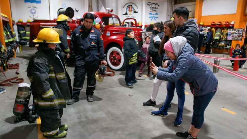 Bomberos Voluntarios Bariloche: jornada Bombero por un Día