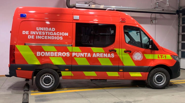 Bomberos recibieron un nuevo carro laboratorio para investigación de incendios
