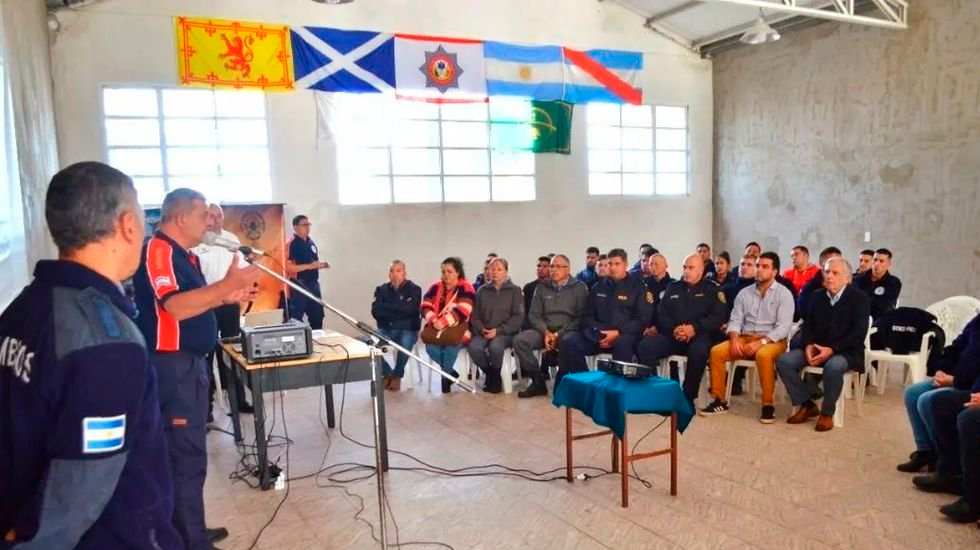 Se realizarán jornadas de capacitación a bomberos voluntarios