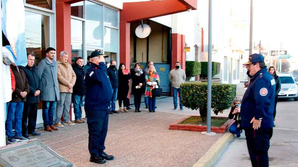 Se llevó a cabo el festejo por el Día del Bombero Voluntario