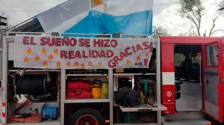 Bomberos de San Lorenzo presentaron su nueva autobomba