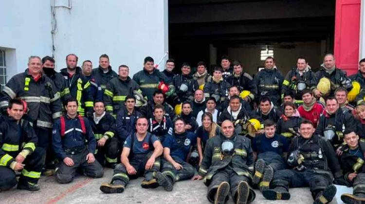 Bomberos de Olavarría participaron de una jornada de capacitación en Gral. Alvear.