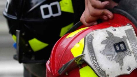 Bomberos de Santiago lanza campaña de invierno