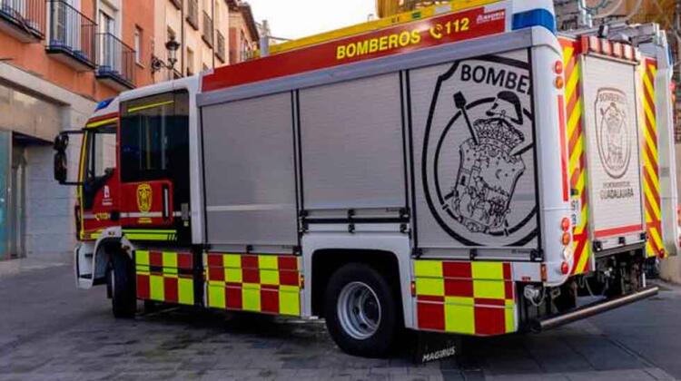 Los bomberos de Guadalajara cuentan con nuevo camión autobomba