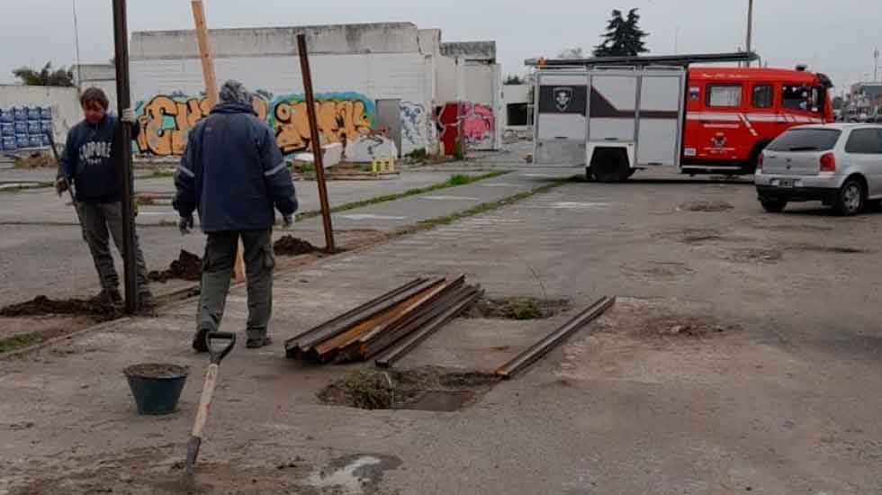 Harán un cuartel de bomberos en la estación de servicio abandonada