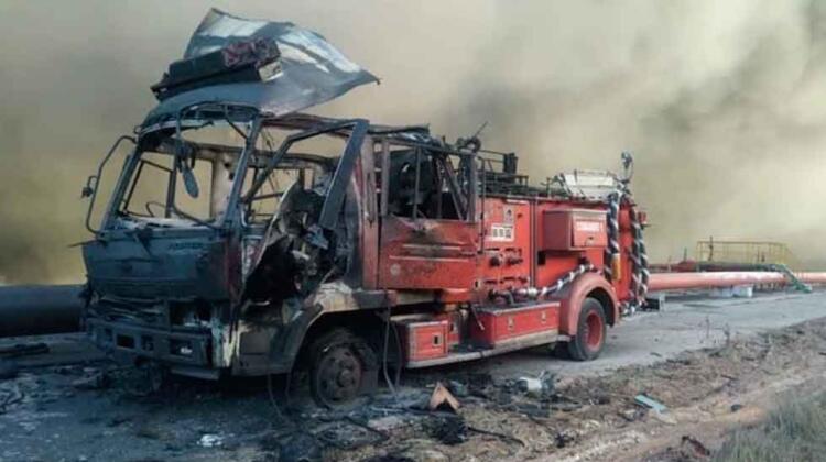 Carro de bomberos quedó calcinado tras explosión en Matanzas