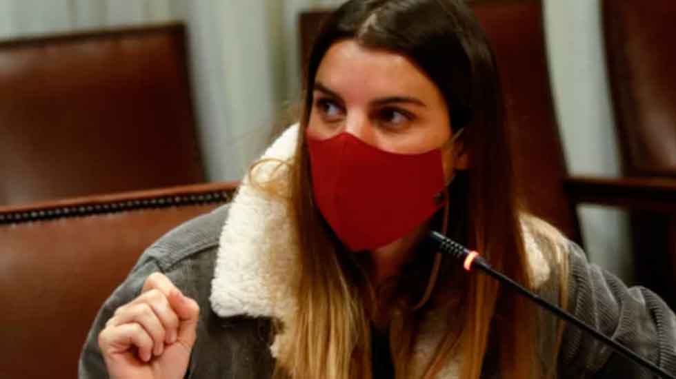 Diputada y Bombera vota en contra de proyecto para ayudar a Bomberos