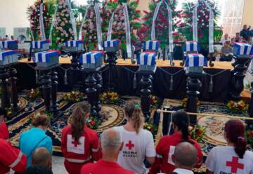 Cuba rinde homenaje a los fallecidos en incendio