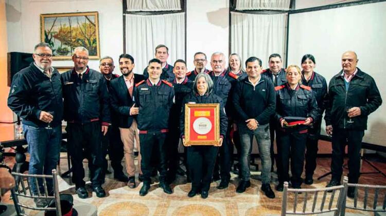 Bomberos Voluntarios recibió la Orden del Convento