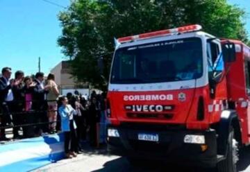 Nueva unidad para bomberos de la ciudad de Caleta Olivia