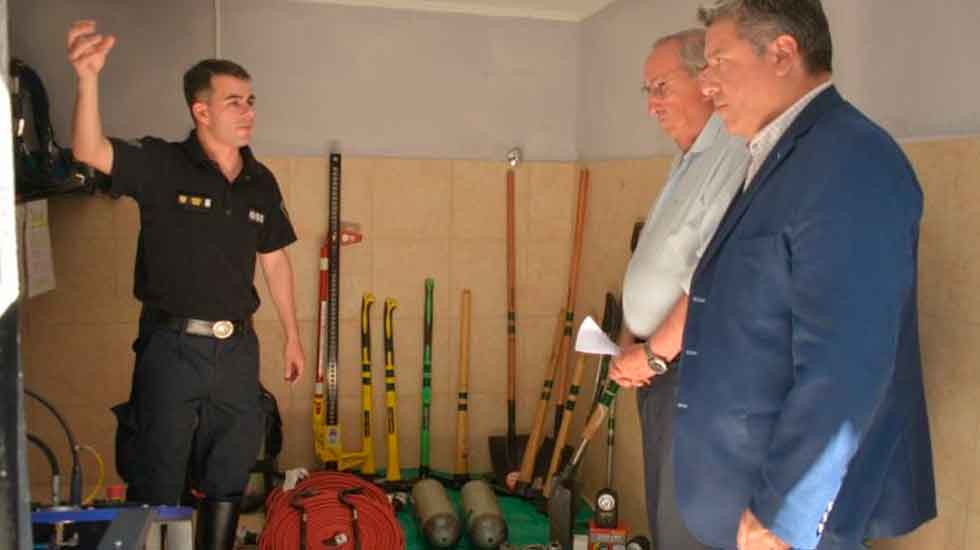 Bomberos presentó el equipamiento adquirido con subsidios