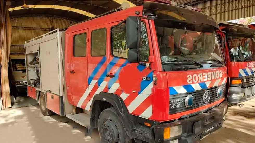 Bomberos adquirió una autobomba para el combate de incendios
