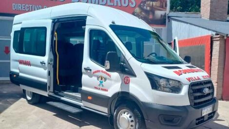 Bomberos de Villa María presentó la nueva unidad de traslado de personal
