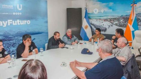 Acuerdan objetivos entre Bomberos y Municipio de Ushuaia