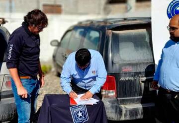 Aduana de Chañaral donó ocho vehículos a Bomberos de la comuna