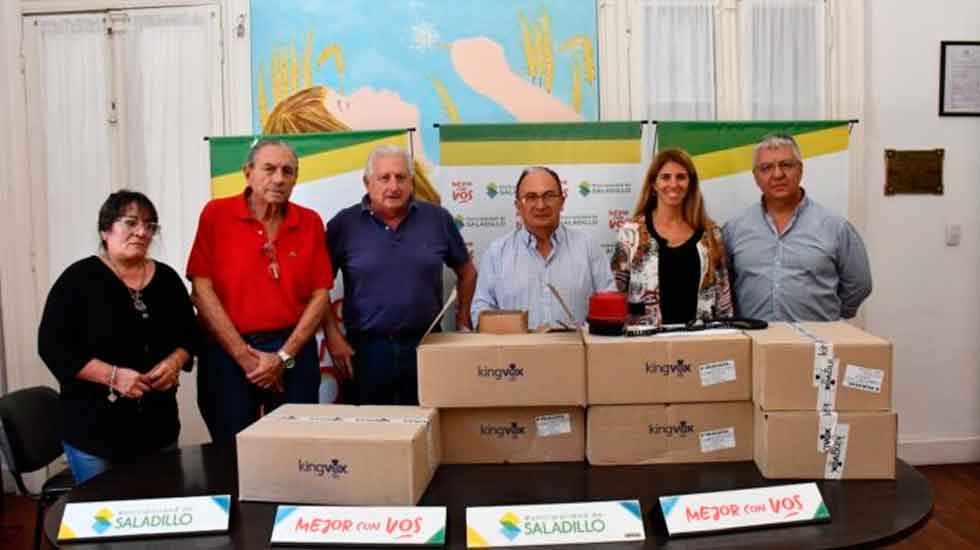 Presentaron nuevas balizas para Bomberos Voluntarios