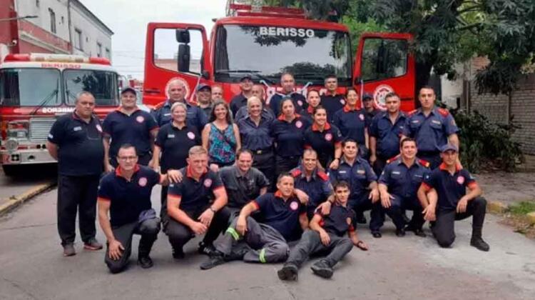 Bomberos Voluntarios de Berisso celebra su 99º aniversario