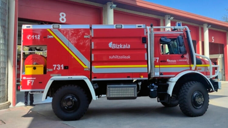 Nueva vehículo forestal para los bomberos de Bizkaia