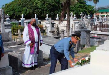 Bomberos conmemoran 109 años de la tragedia de El Polvorín