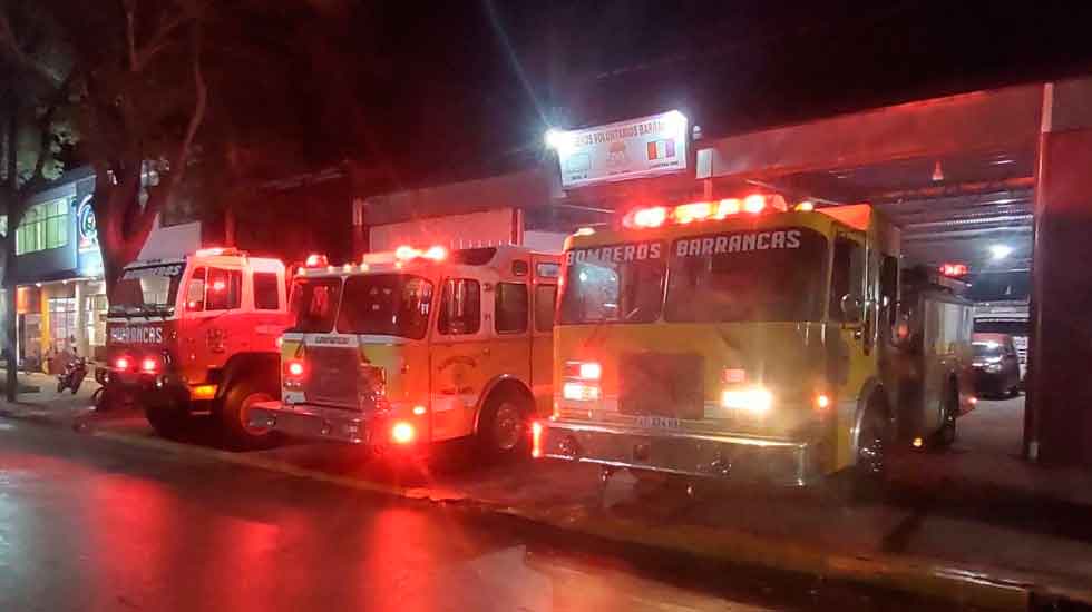 Bomberos de Barrancas adquirieron una nueva y moderna autobomba