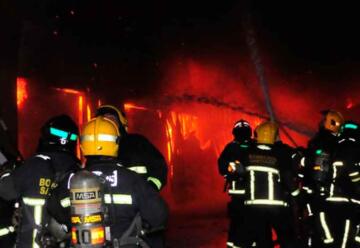 Incendio en casa de Puente Alto deja dos personas fallecidas