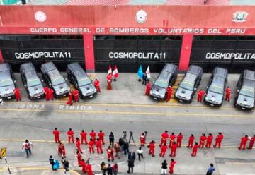 Entregan vehículos al Cuerpo de Bomberos Voluntarios del Perú