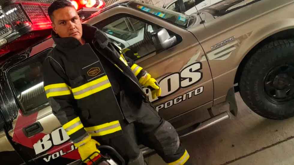 Agustín: el bombero que creó un cuartel a puro pulmón