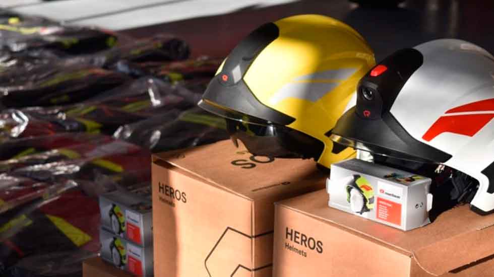 Nuevos trajes para los Bomberos Voluntarios de Rawson