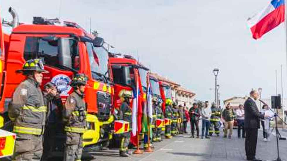 Nuevo carro aljibe para el cuerpo de Bomberos de Coquimbo