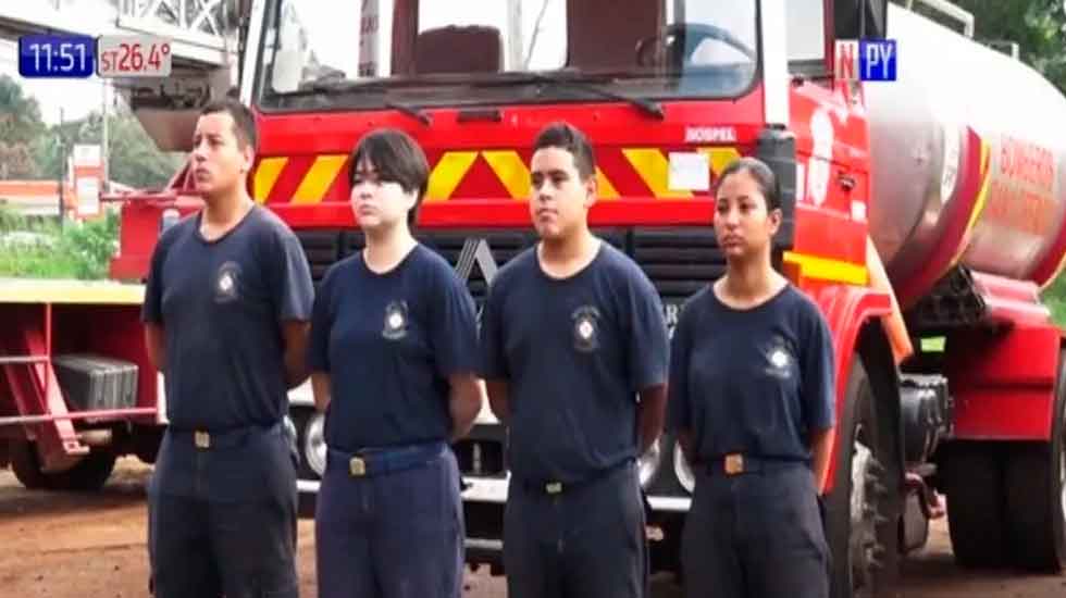 Bomberos organizan San Juan para comprar ambulancia