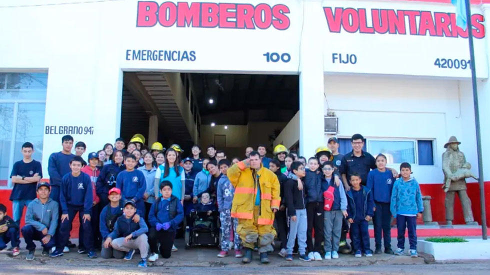 Dirección de Discapacidad visitó el cuartel de Bomberos