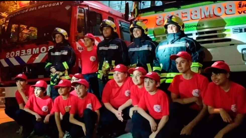 14 años de la creación de la Escuela de Cadetes de Bomberos