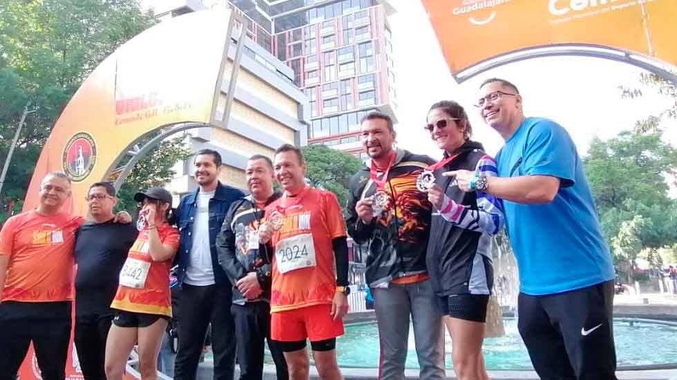 Celebran 100 años de Bomberos Guadalajara con la Carretera del Siglo 10k