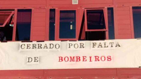 Cierran los parques de Bomberos de Vilagarcía y Ribadumia