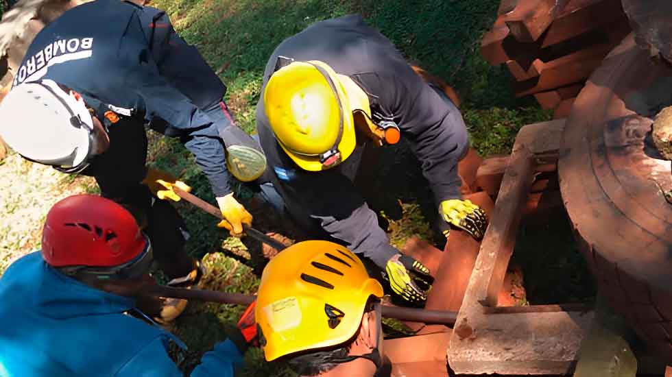 Bomberos se Capacitaron en Rescate en Estructuras Colapsadas