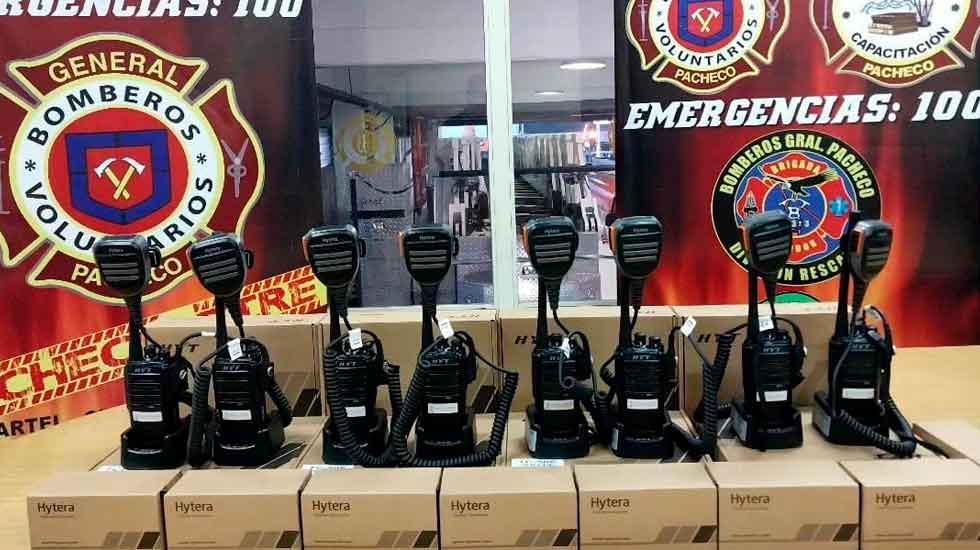 Bomberos Voluntarios de Pacheco adquieren equipos de comunicación 