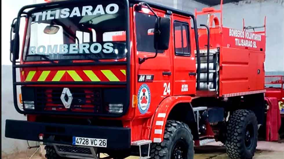 Bomberos Voluntarios de Tilisarao presentó una nueva autobomba 4x4