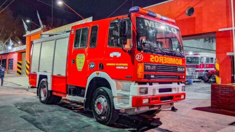 Bomberos de Merlo Celebran 69 Aniversario con la adquisición de nueva unidad