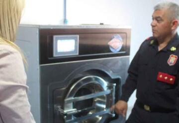 Bomberos inauguraron un moderno lavadero de equipamiento