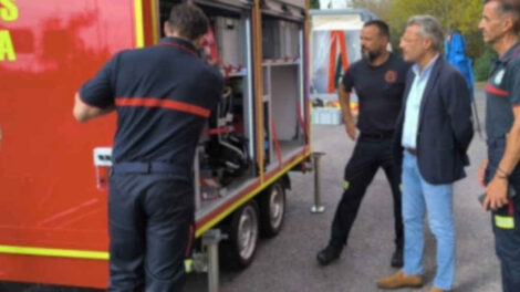 Los Bomberos de Marbella incorporan a su flota un remolque