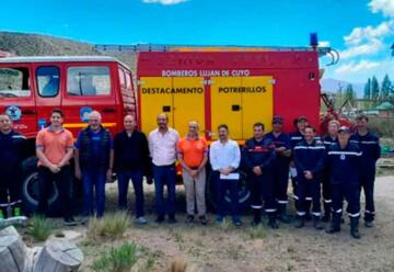 Dos cuarteles de Bomberos Voluntarios ya están operativos en Mendoza